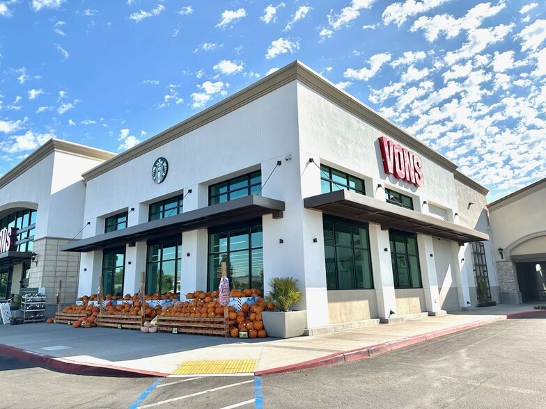 More Photos Of 700-960 Arneill Rd, Camarillo Unknown For Lease