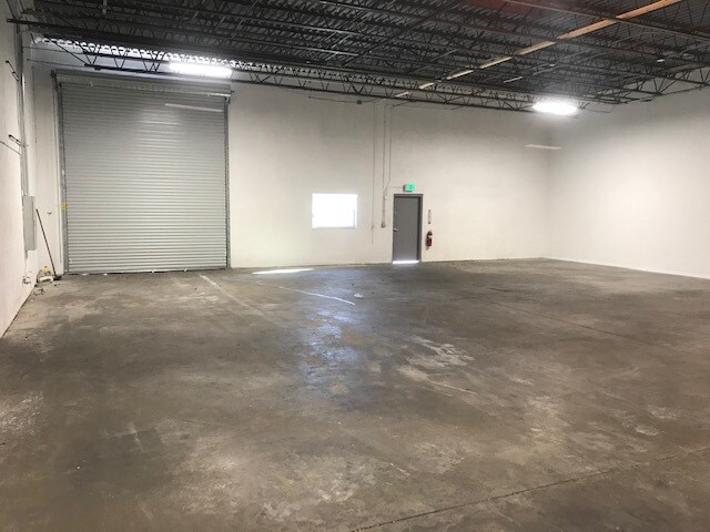 More Photos Of 12762 Starkey Rd, Largo Manufacturing For Lease