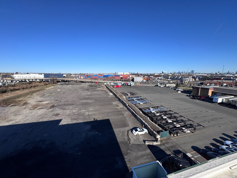 More Photos Of 474 Wilson Ave, Newark Land For Lease