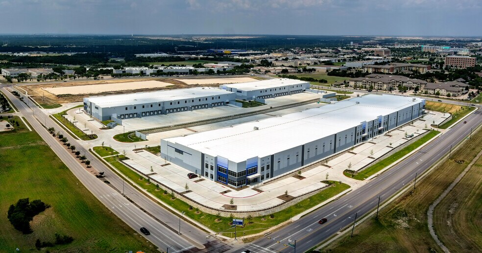 More Photos Of 3700 Sunrise Rd, Round Rock Unknown For Lease