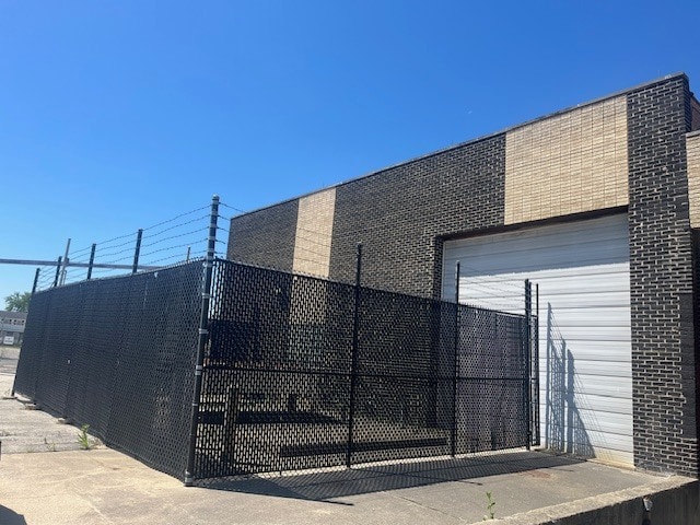 More Photos Of 7459 W 79th St, Bridgeview Warehouse For Lease
