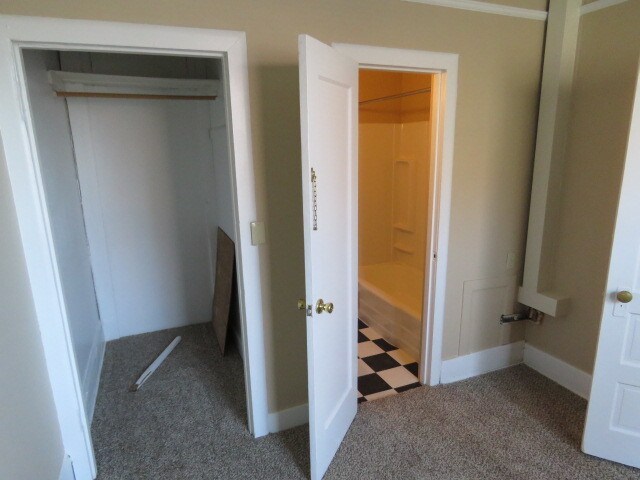 More Photos Of 3632-3646 SE Hawthorne Blvd, Portland Storefront Retail Residential For Sale