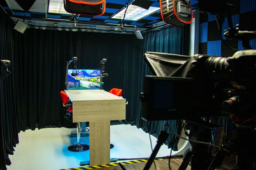 More Photos Of 1111 Park Centre Blvd, Miami Gardens Office Residential For Lease