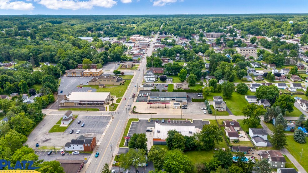 More Photos Of 350 N Main St, Hubbard Auto Repair For Sale