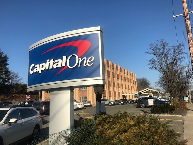 More Photos Of 1615 Northern Blvd, Manhasset Office For Lease