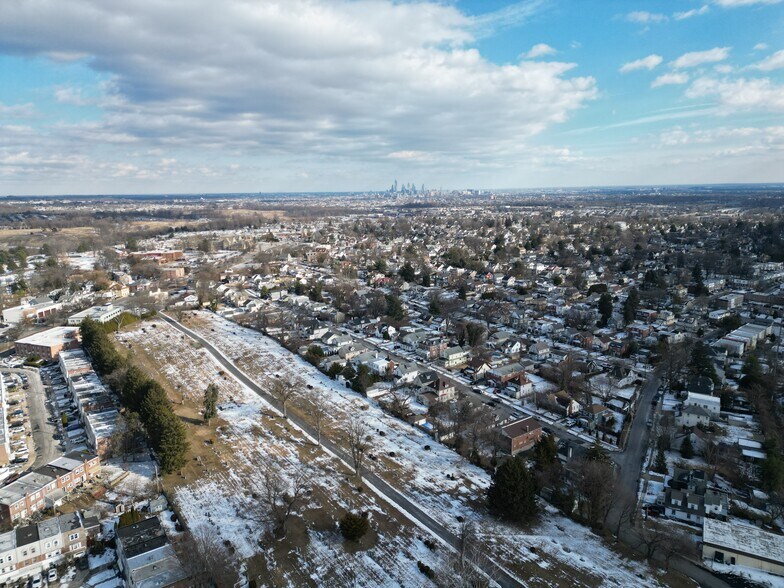 More Photos Of 8329 Delaware Ave, Upper Darby Service For Sale