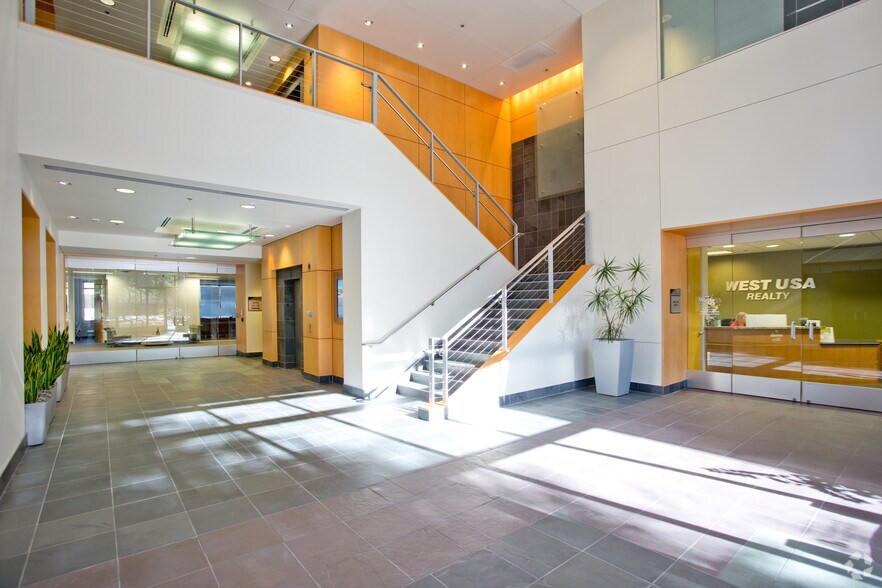 More Photos Of 4505 E Chandler Blvd, Phoenix Office For Lease