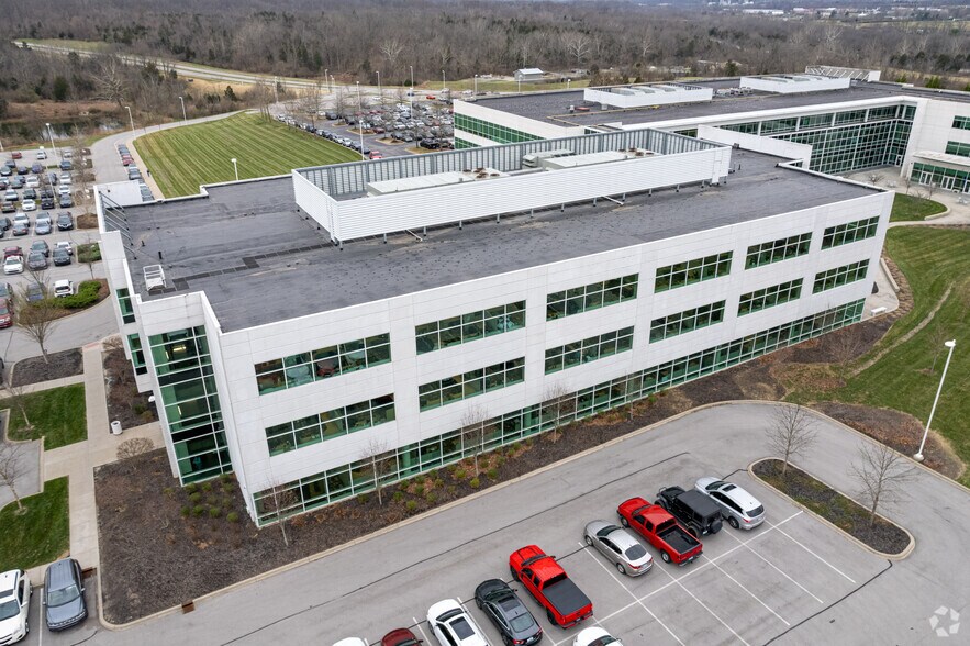 More Photos Of 1 Eden Pky, La Grange Office For Lease
