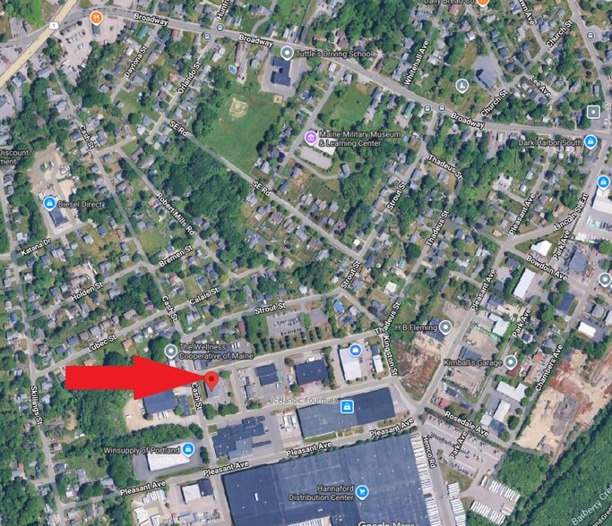 More Photos Of 144 Thadeus St, South Portland Office Residential For Lease