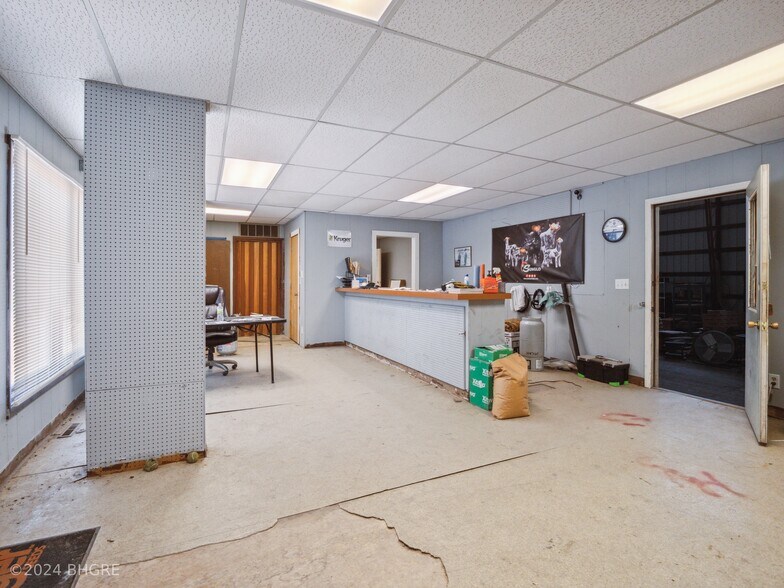 More Photos Of 502 Highway 5 Business N Hwy, Pleasantville Storefront Retail Office For Sale