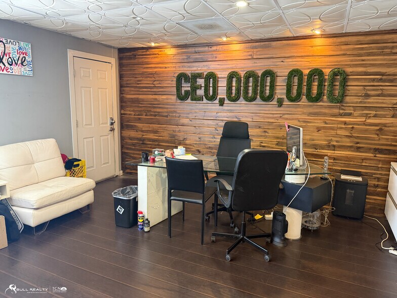 More Photos Of 1740 Defoor Pl NW, Atlanta Office For Sale