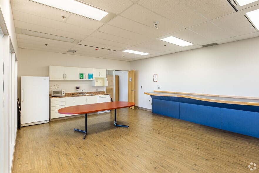 More Photos Of 750 & 770 Palladium Dr, Ottawa Unknown For Lease