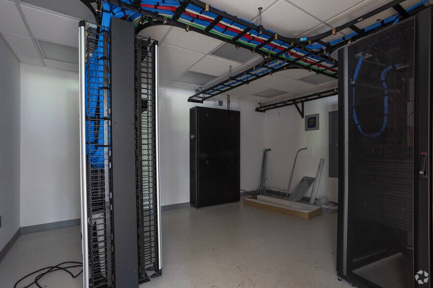 More Photos Of 2356-2370 Science Pky, Okemos Office For Sale