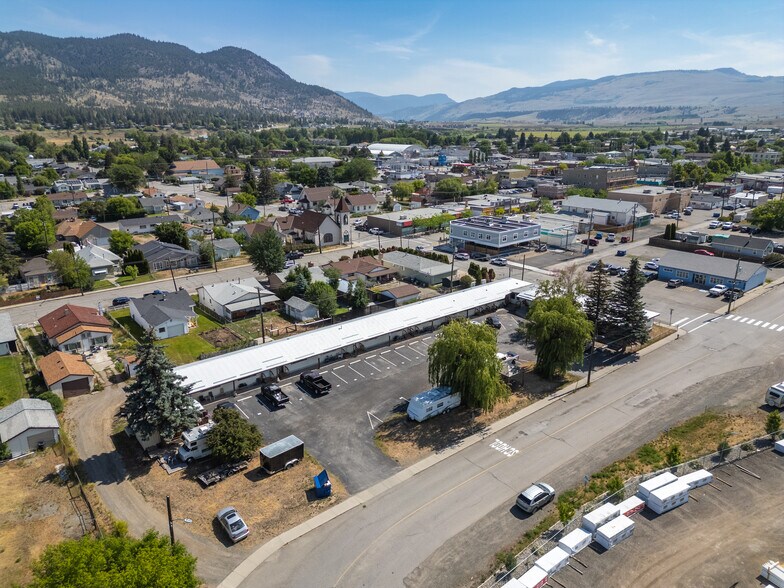 More Photos Of 1801 Chapman St, Merritt Apartments For Sale