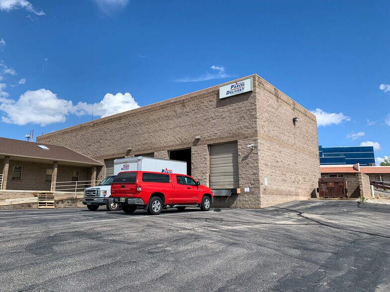 More Photos Of 2415 Alamo Ave SE, Albuquerque Warehouse For Lease