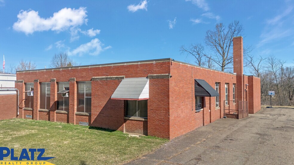 More Photos Of 2722 W Liberty St, Girard Religious Facility For Lease