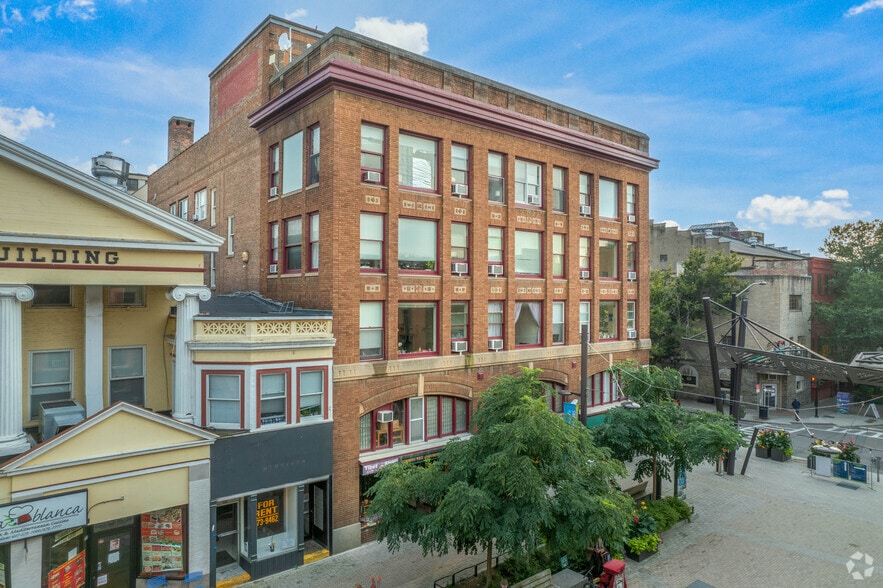 More Photos Of 101-109 S Cayuga St, Ithaca Apartments For Lease