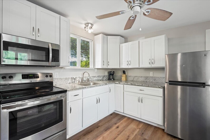 More Photos Of 265 Kenolio Rd, Kihei Apartments For Sale