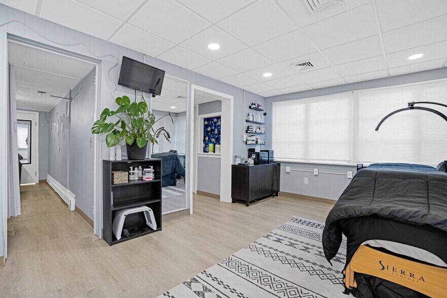 More Photos Of 307 Oak Tree Ave, South Plainfield Storefront Retail Office For Sale