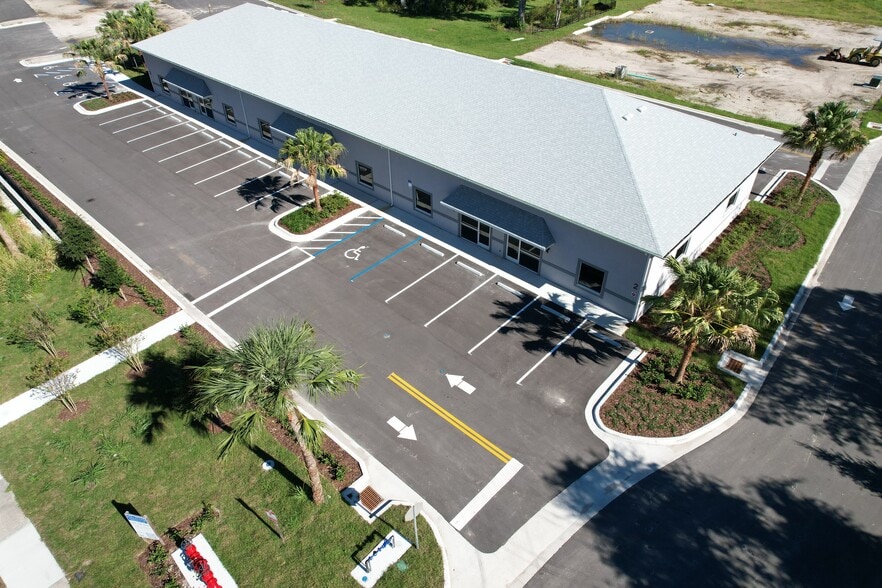 Primary Photo Of 1101 Reed Canal Rd, Port Orange Warehouse For Sale