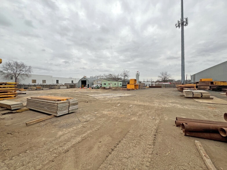 More Photos Of 11343 Maryland Ave, Beltsville Warehouse For Lease