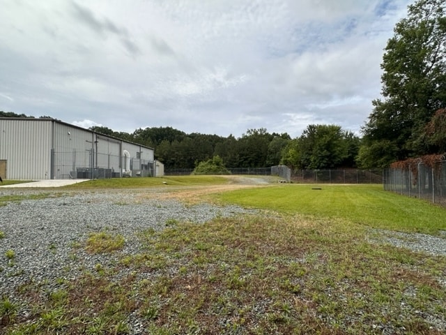 More Photos Of 13117 NC Highway 24/27, Robbins Warehouse For Lease