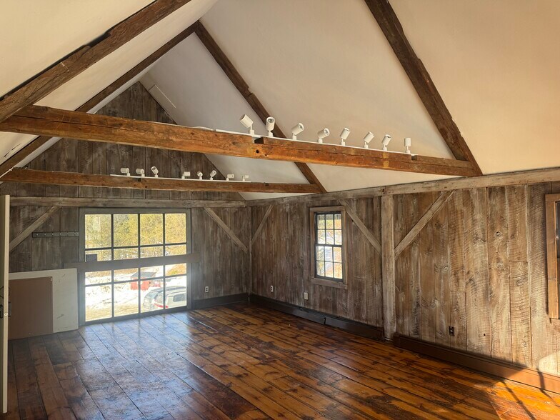 More Photos Of 792 Route 35, Cross River Office Residential For Lease