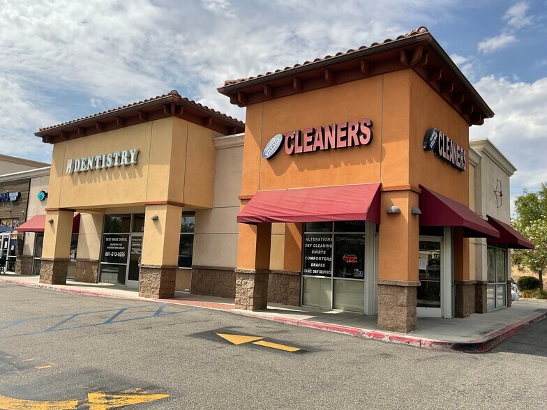 More Photos Of 28410-28460 Haskell Canyon Rd, Santa Clarita Storefront For Sale