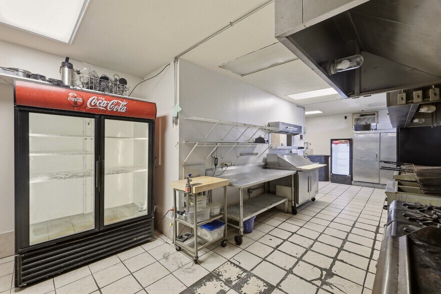 More Photos Of 52230 State Route 800, Malaga Restaurant For Sale