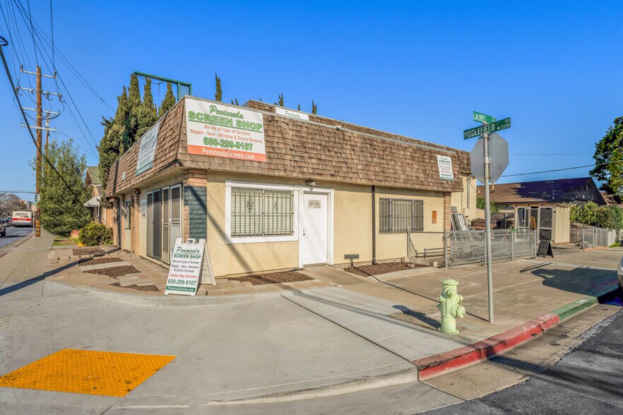 More Photos Of 2127 Middlefield Rd, Redwood City Industrial For Sale