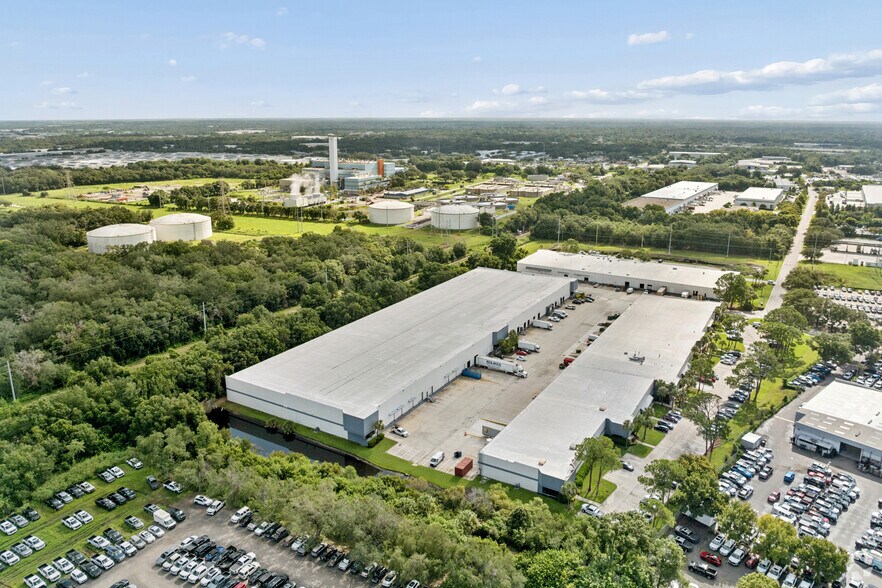More Photos Of 9862-9876 Currie Davis Dr, Tampa Unknown For Lease
