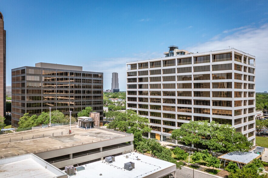 More Photos Of 5333 Westheimer Rd, Houston Office For Lease