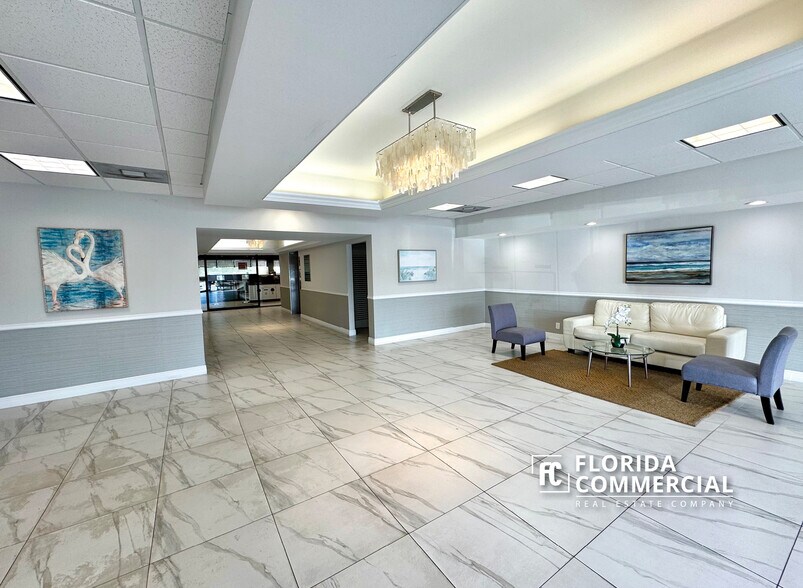 More Photos Of 900 SE Federal Hwy, Stuart Medical For Lease
