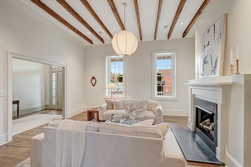 More Photos Of 1406 5th Ave N, Nashville Office For Sale