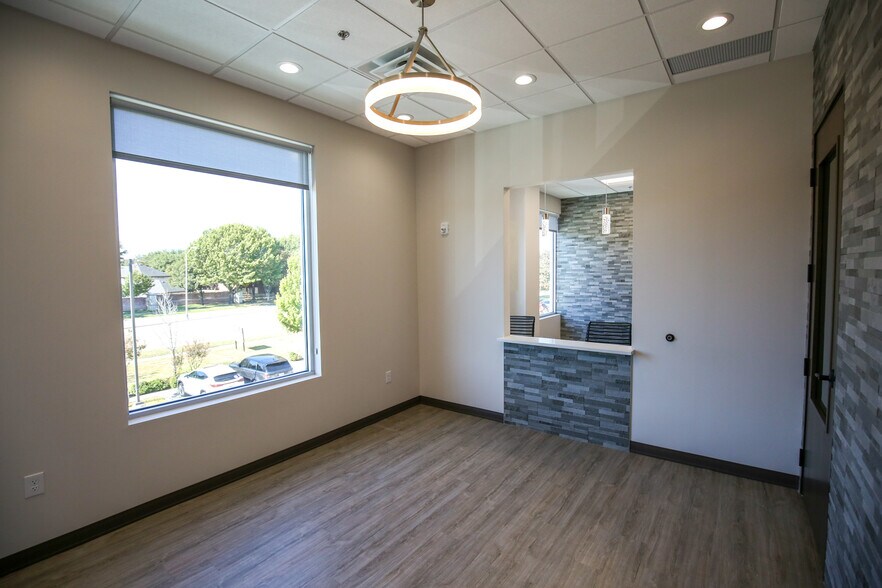 More Photos Of 3242 Preston Rd, Plano Medical For Lease