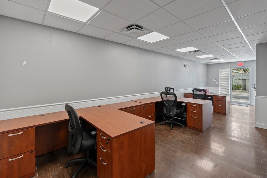 More Photos Of 1011-1039 NW 31st Ave, Pompano Beach Manufacturing For Lease