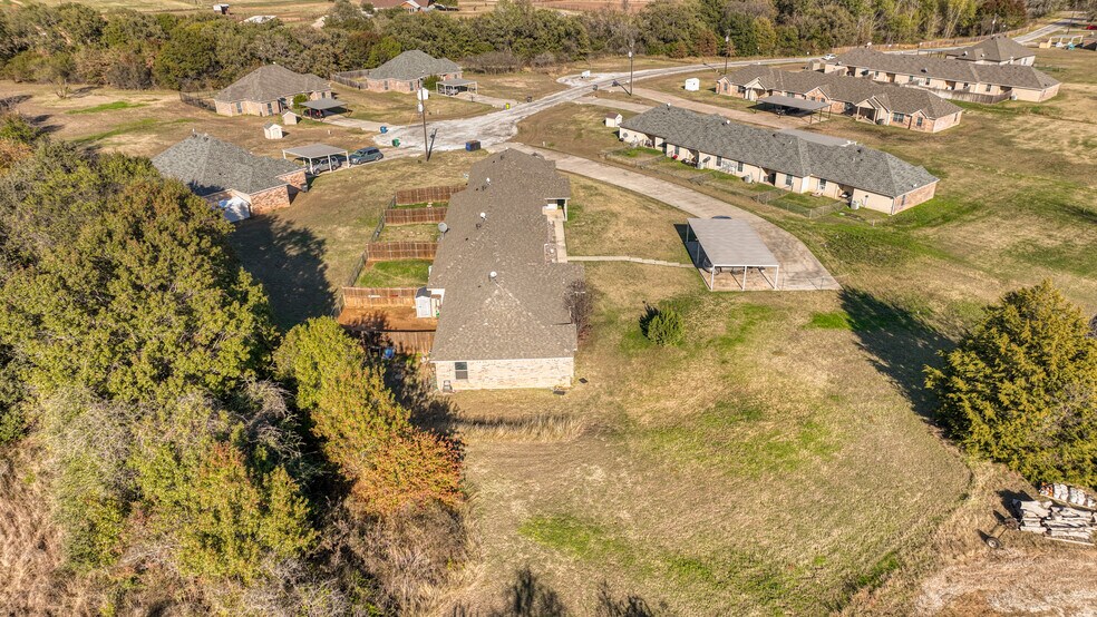 More Photos Of 141 Lindas Creek Ln, Weatherford Multifamily For Sale