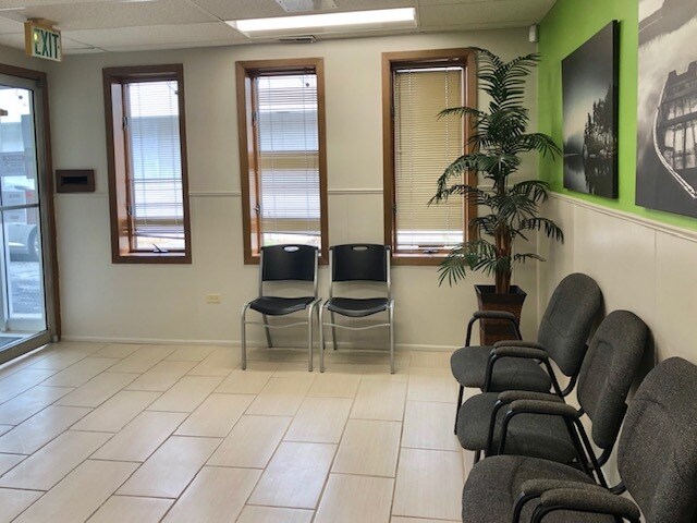 More Photos Of 8224 Calumet Ave, Munster Medical For Lease