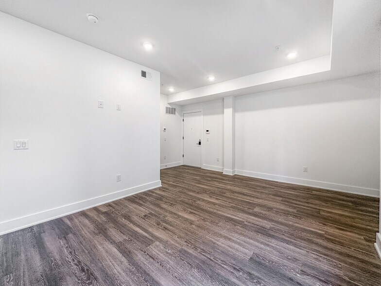 More Photos Of 1723 Ridge Ave, Philadelphia Apartments For Sale