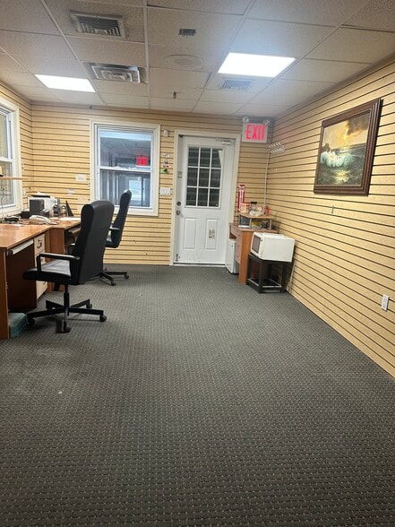 More Photos Of 4532 162nd St, Flushing Storefront For Lease