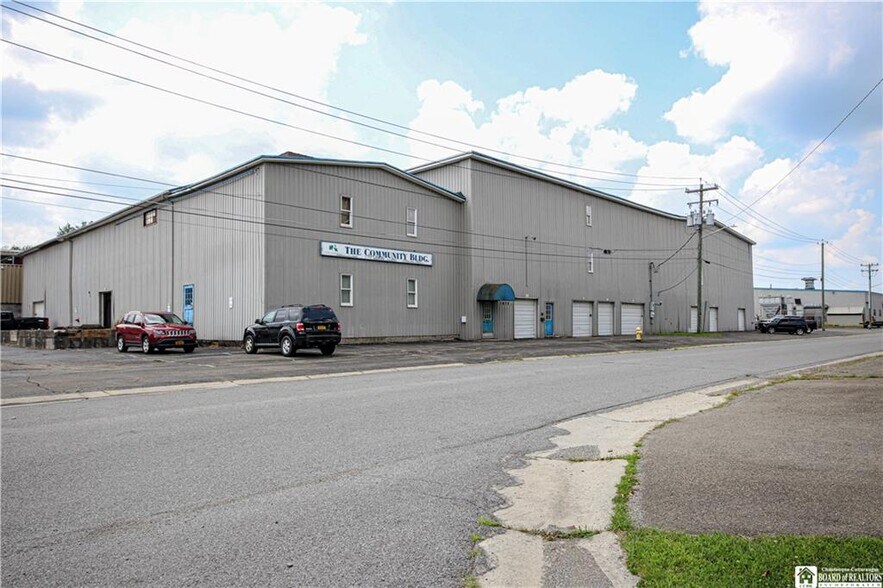 More Photos Of 2636 S Work St, Falconer Manufacturing For Lease