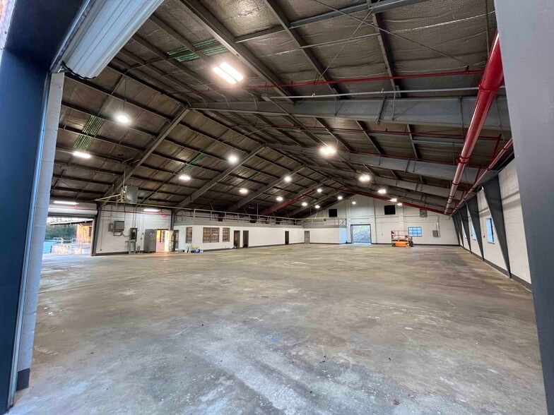 More Photos Of 1 Osmunda St, Porterdale Unknown For Lease