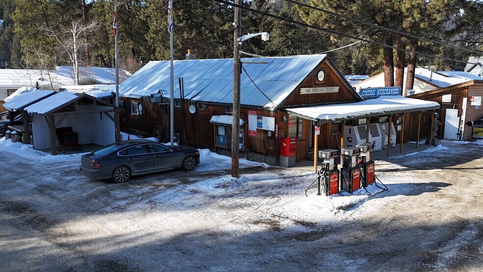 More Photos Of 2600 Otter Av, Tulameen Restaurant For Sale