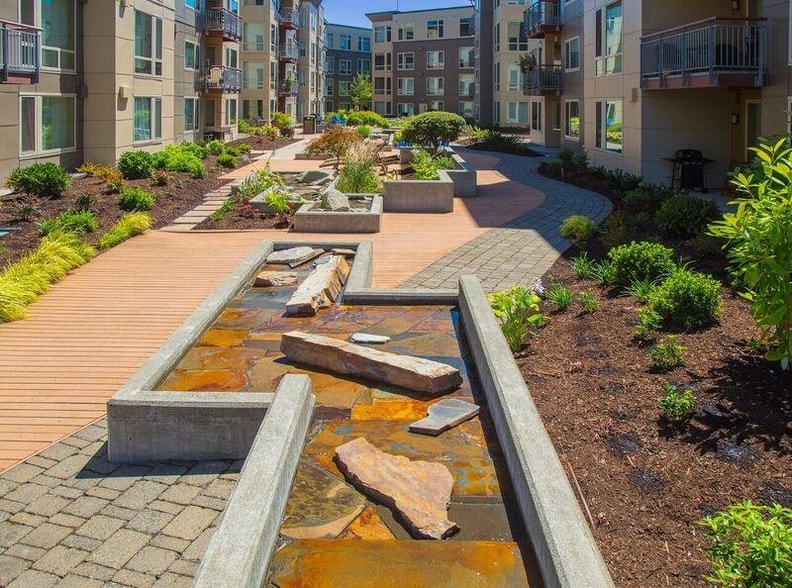 More Photos Of 1133 Lake Washington Blvd, Renton Apartments For Lease