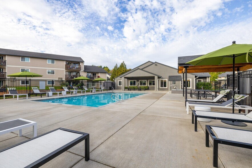 More Photos Of 2231 NE Bridgecreek Ave, Vancouver Apartments For Sale