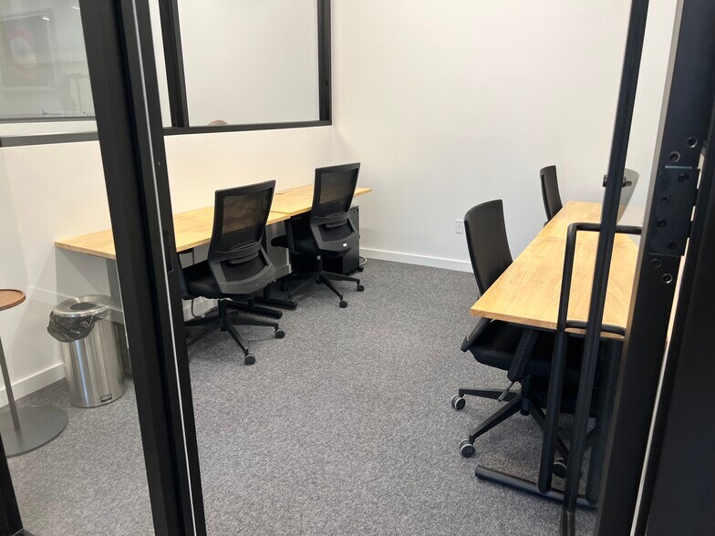 More Photos Of 30 Union St, Elizabeth Office For Sale