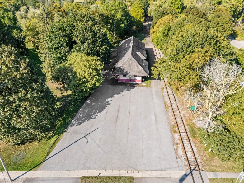 More Photos Of 234 North St, Caledonia General Retail For Sale