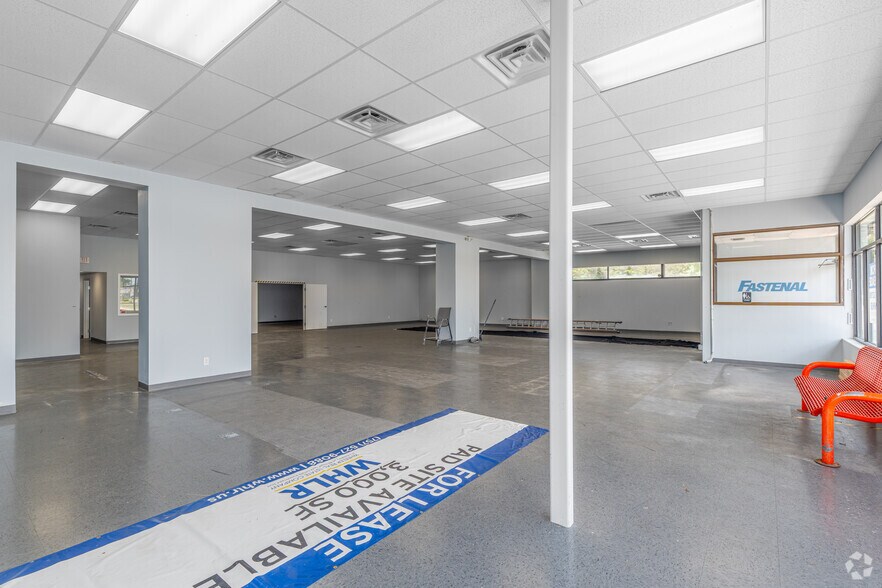 More Photos Of 9-29 Cornwell Dr, Bridgeton Storefront For Sale