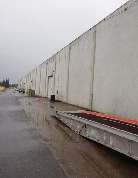More Photos Of 2777 N Highway 59, Merced Manufacturing For Lease