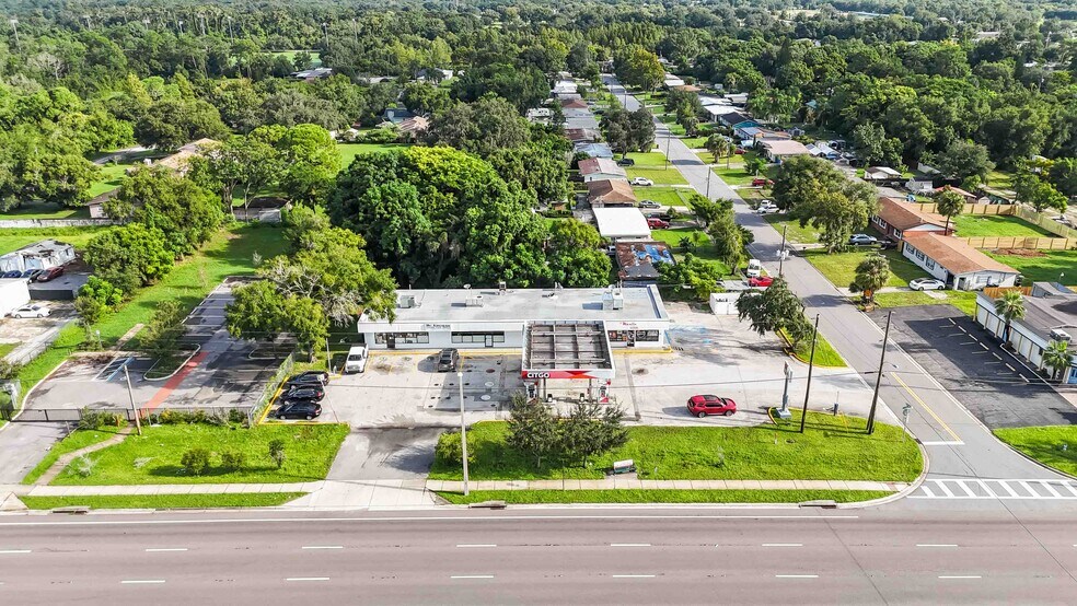 More Photos Of 8431-8433 E Colonial Dr, Orlando Service Station For Lease